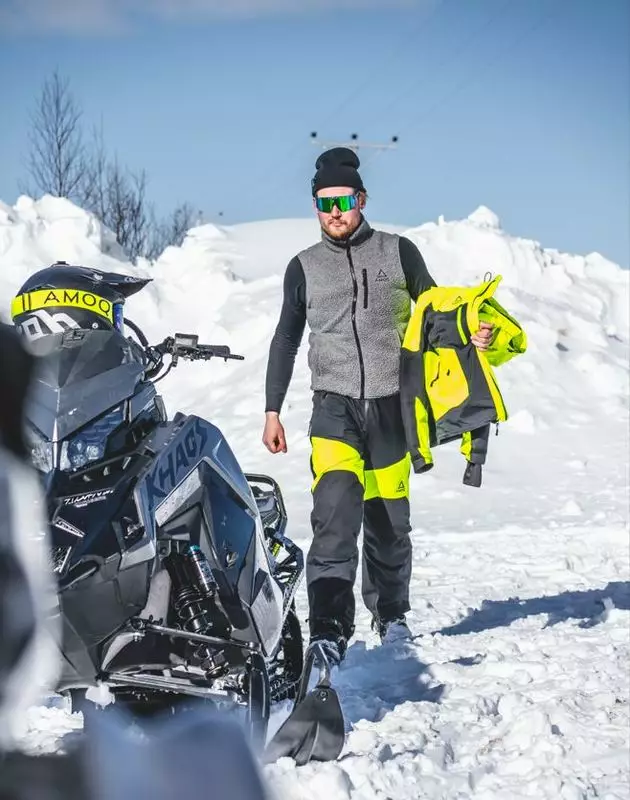 AMOQ Polar Fleece Väst Grå - Underställ - 645-23190190-0 - 1