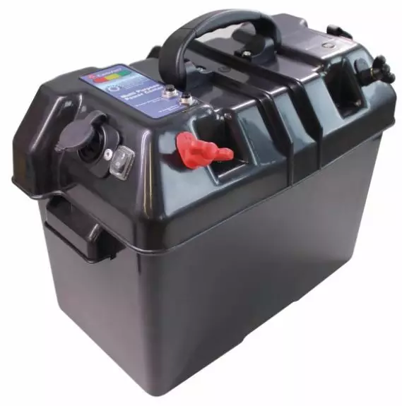 Batteribox med cig.plug + 2xUSB - Batteritråg och anslutningsdon - 133-4-C11517-1 - 1