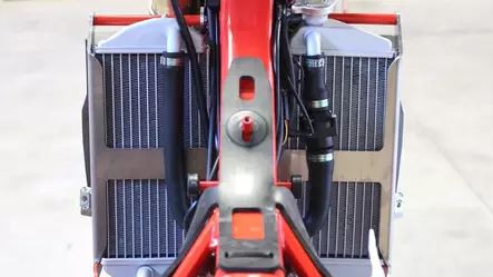 AXP Radiator Braces Red spacers Gas-gas EC250-EC300 18-20 - Motocross kylarskydd - 397-AX1442 - 1