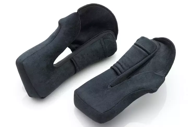 Airoh Aviator 2.2/2.3 tvättbara Kindkuddar svart - Hjälm reservdelar - 571-4166-2 - 1