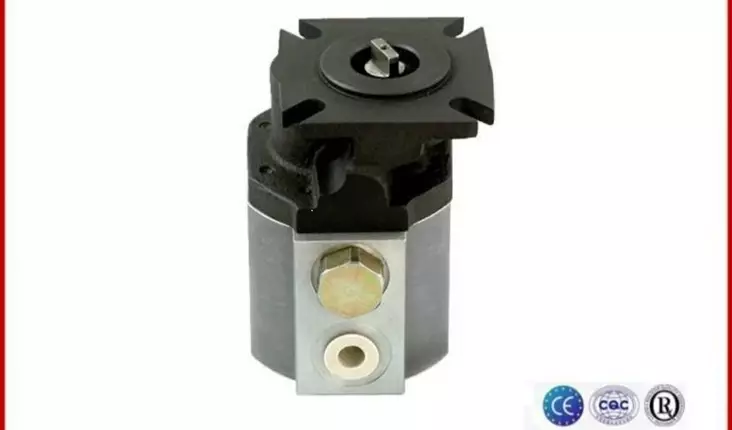 Bronco Hydraulpump för 77-13000 - Arbetsmaskinernas reservdelar - 77-13000-14 - 1