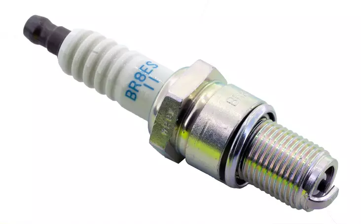 NGK sparkplug BR8ES-11 - MC Tändstift - 13-7986 - 1
