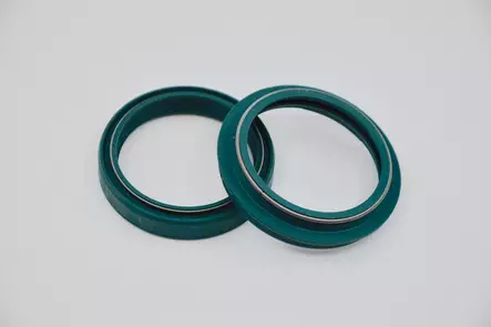 SKF Heavy Duty Oil & Dust Seal 47 mm. - SHOWA - Motocross oljetätningar - 220-G47S-HD - 1