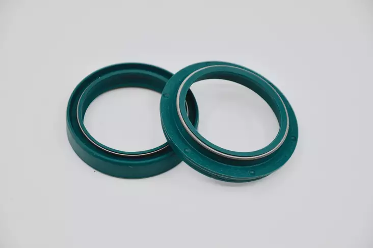 SKF Oil & Dust Seal 45 mm. - MARZOCCHI - Motocross oljetätningar - 220-G45M - 1