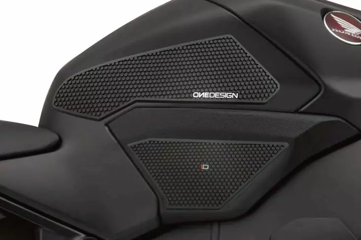 Puig Lateral Tank Pads Honda C/Black - MC Tankskydd - 33-20074N - 1