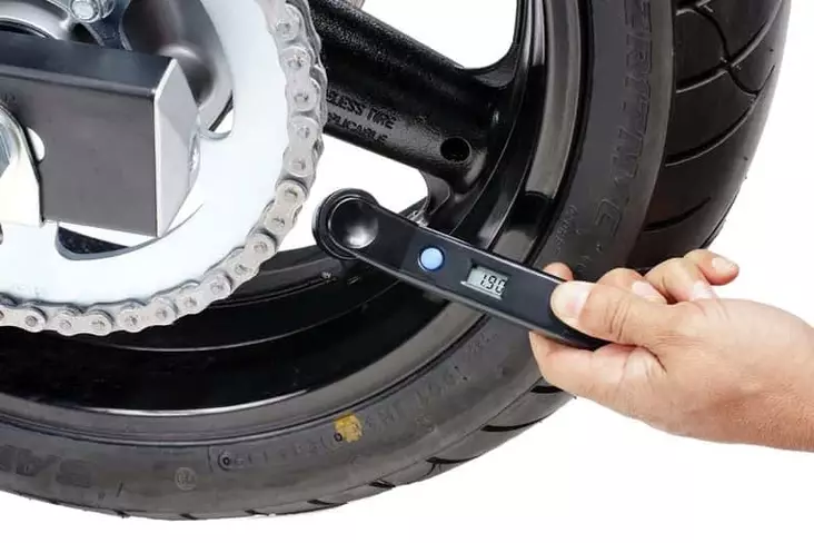 Puig Tire Pressure Gauge C/Black - MC Verktyg - 33-5401N - 1