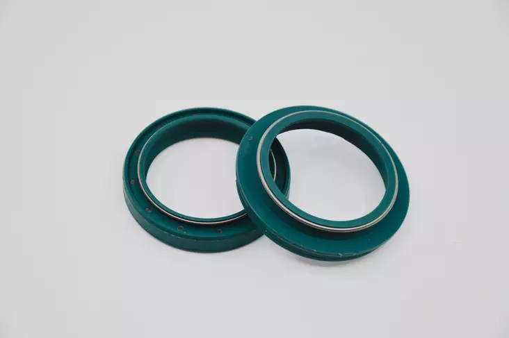SKF Oil & Dust Seal 41 mm. - SHOWA - Motocross oljetätningar - 220-G41S - 1