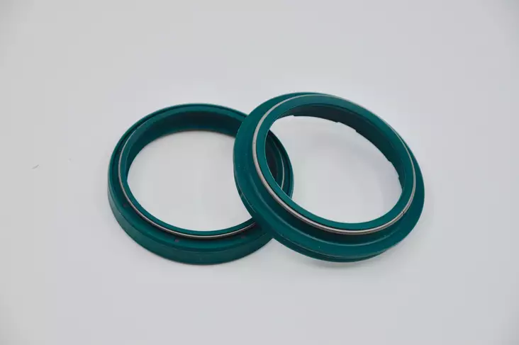 SKF Oil & Dust Seal 48 mm. - WP - Motocross oljetätningar - 220-G48W - 1