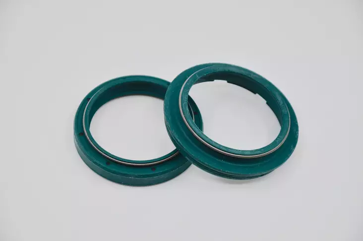 SKF Oil & Dust Seal 46 mm. - ZF SACHS - Motocross oljetätningar - 220-G46Z - 1